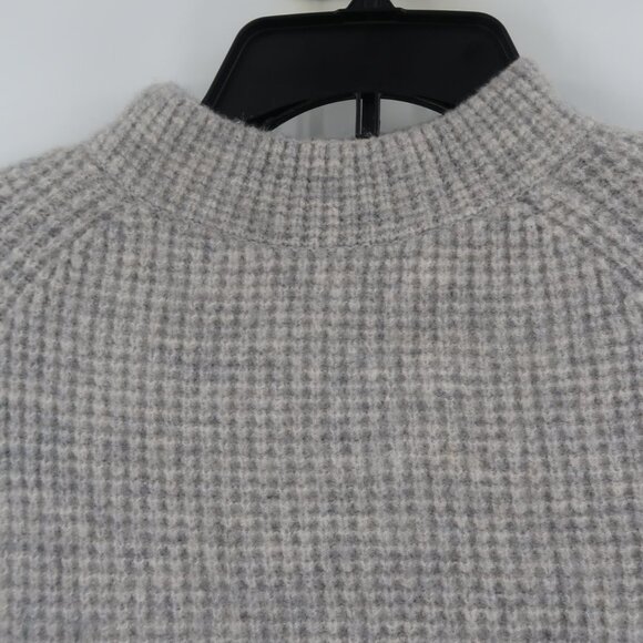 Banana Republic Women's Gray Mock Neck Sweater Size XS - Picture 3 of 5